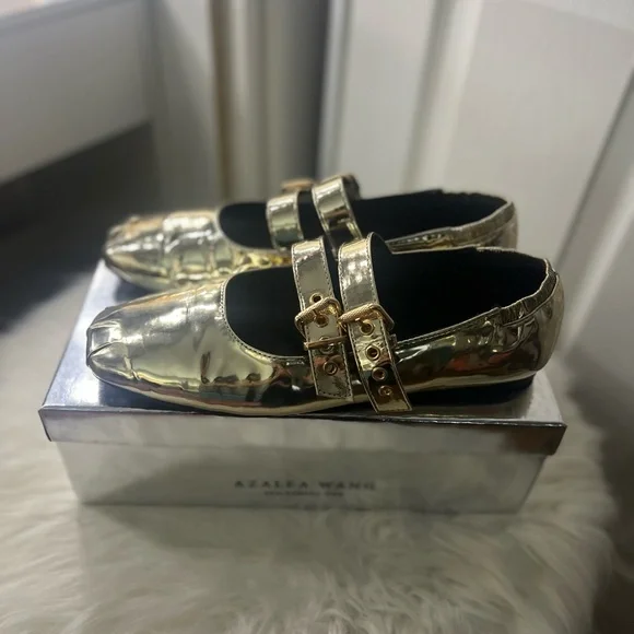 AZALEA WANG KIMBERLIE GOLD BALLET FLAT - Picture 2 of 7